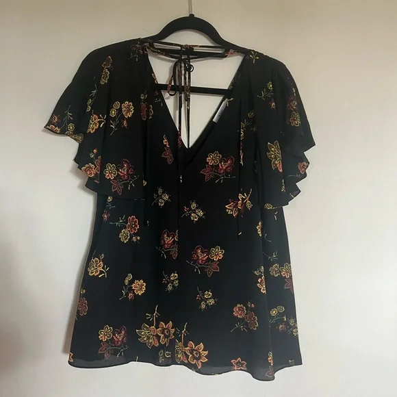 A.L.C. Black & Floral Print Silk Blouse, Size 8 - Picture 5 of 8